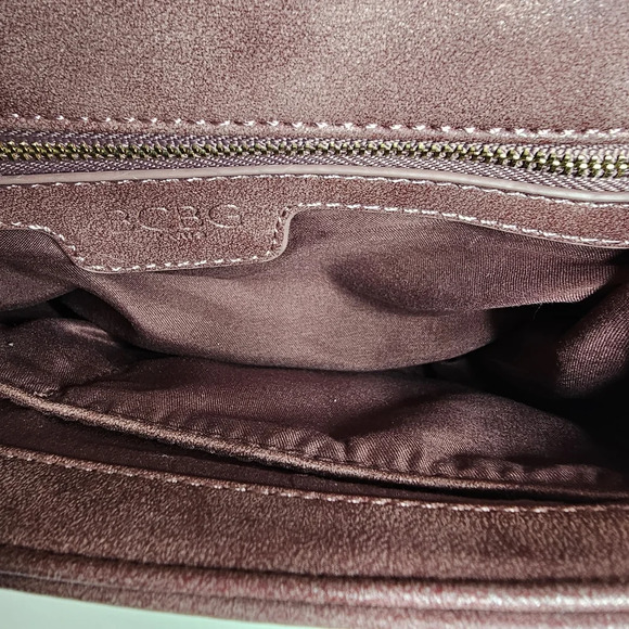 BCBG Paris Carmen Large Textured Leather Chain Shoulder Handbag Mauve Purple - Picture 9 of 15